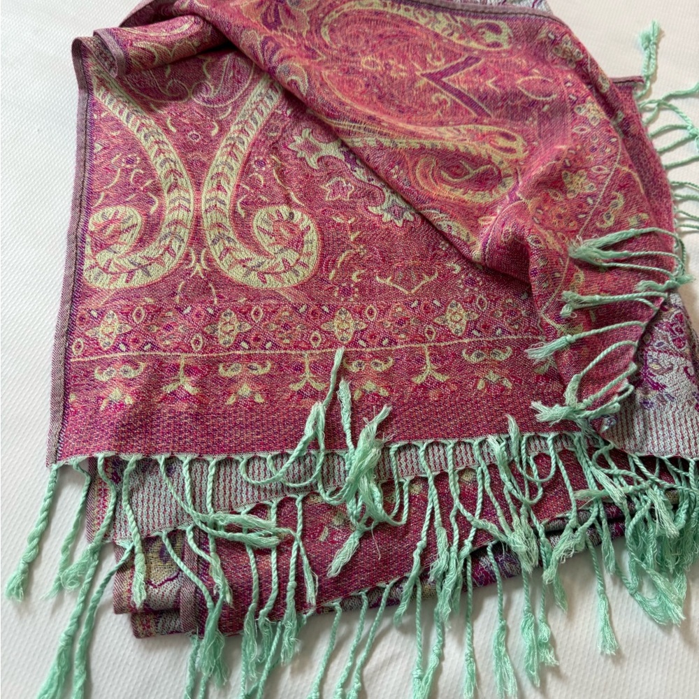 Pashmina Pink and Green Paisley Shawl Wrap Scarf - Picture 6 of 9